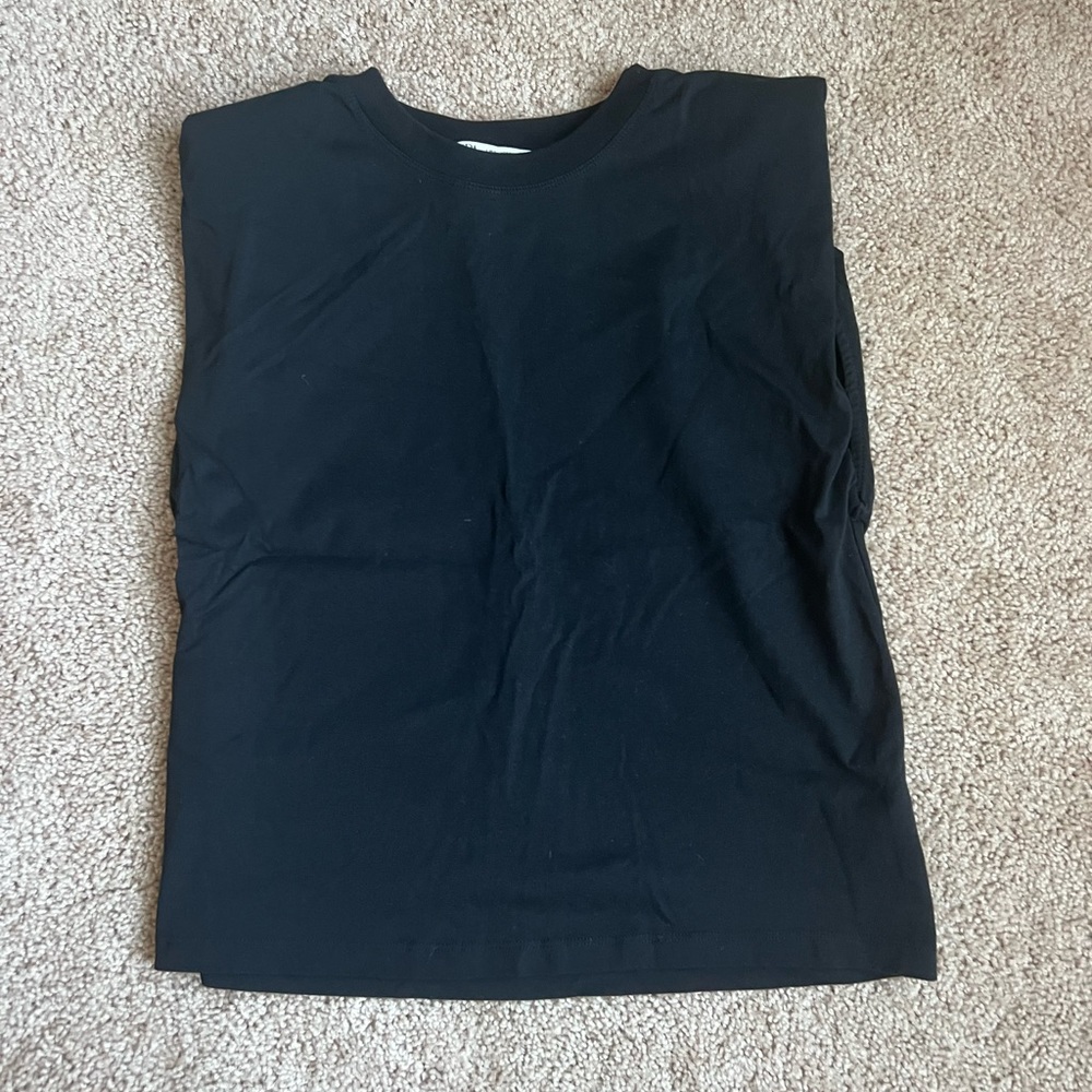Black T-shirt with shoulder pads from Zara